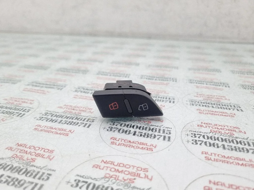 Central locking switch button – Audi A8 S8 D3 4E (2002-2009)
