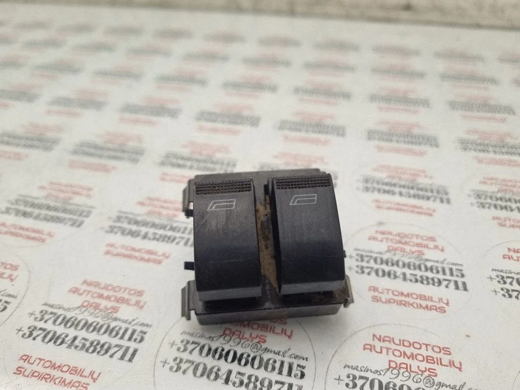 Przełącznik szyb elektrycznych 8L0959851
