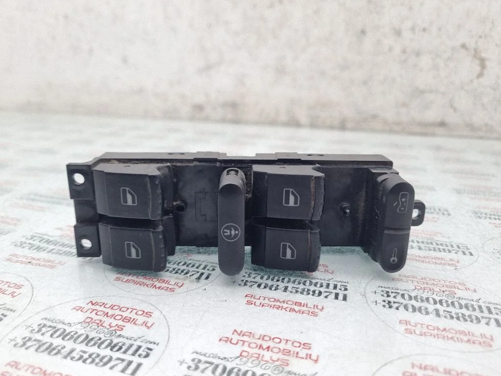 Elektrisko logu slēdzis 1J4959857