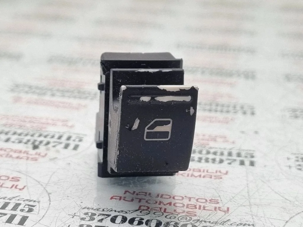 Elektrisko logu slēdzis 1F0959855