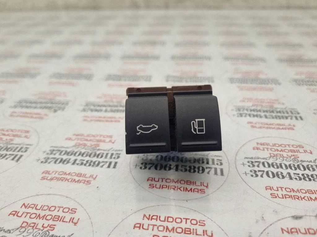 Fuel tank opening switch – Volkswagen Passat CC (2008-2016)