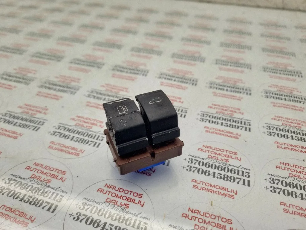Fuel tank opening switch – Volkswagen Passat CC (2008-2016)