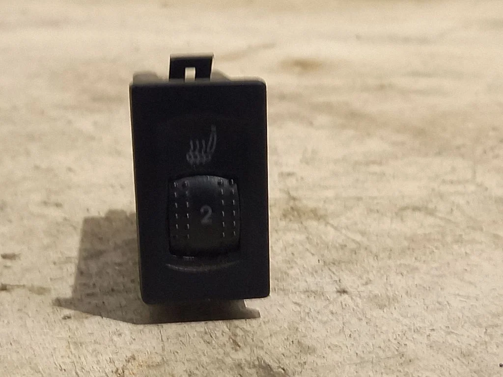 Seat heating switch – Volkswagen Sharan (2001-2010)