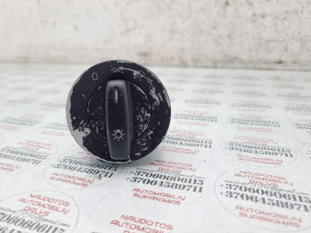 Light switch 1T0941431B