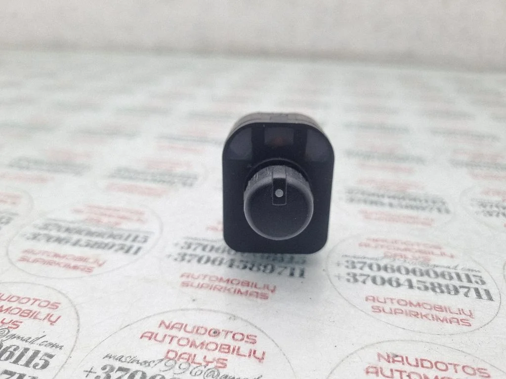 Wing mirror switch – Audi A4 S4 B6 8E 8H (2001-2005)