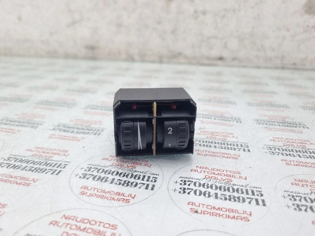Headlight level height control switch – Volkswagen Touran I (2003-2010)