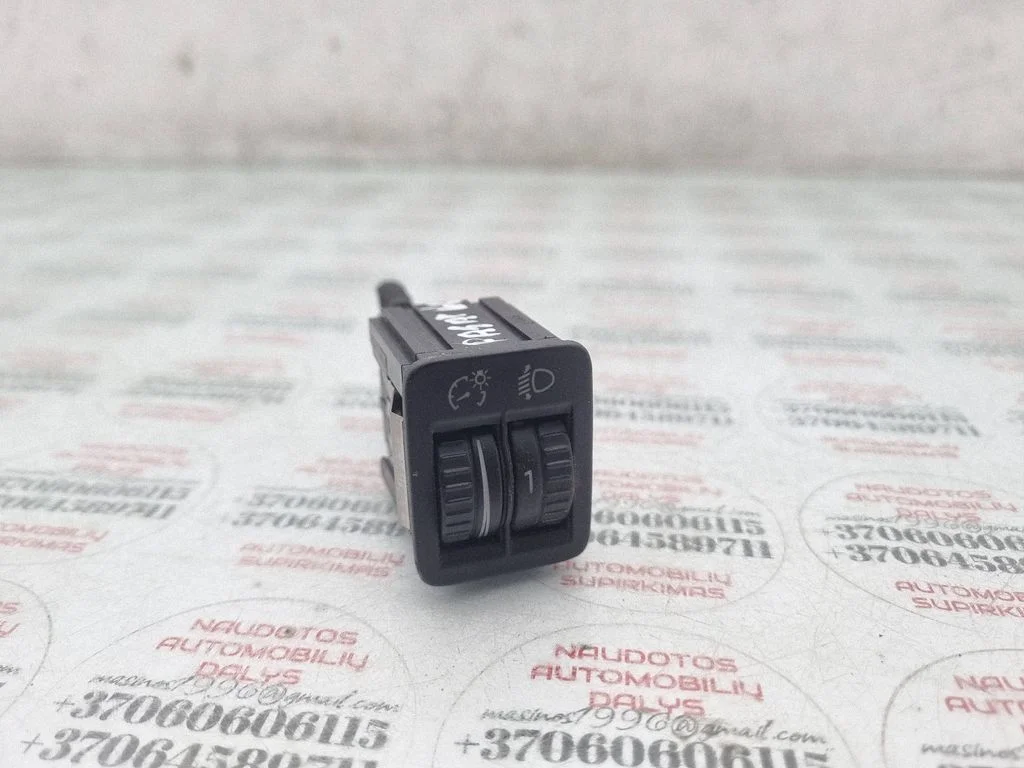 Headlight level height control switch – Volkswagen Passat CC (2008-2016)
