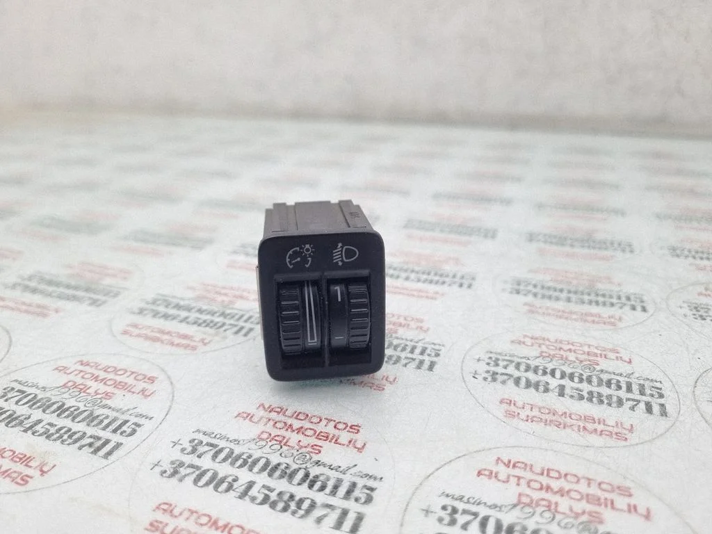 Headlight level height control switch – Volkswagen Passat CC (2008-2016)