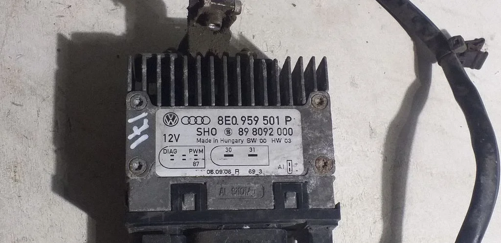 Coolant fan relay – Audi A4 Allroad B8 (2008-2016)