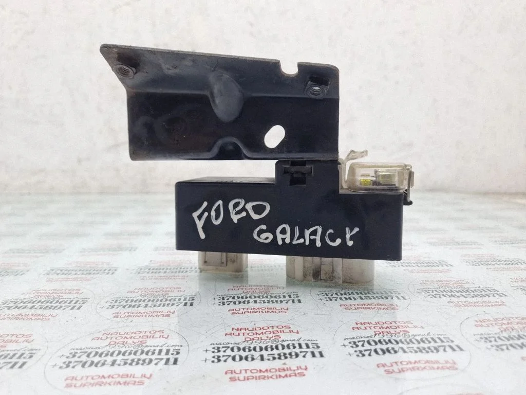 Coolant fan relay – Ford Galaxy (1995-2000)