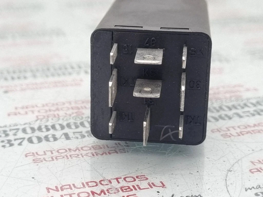 Other relay 8D0959257