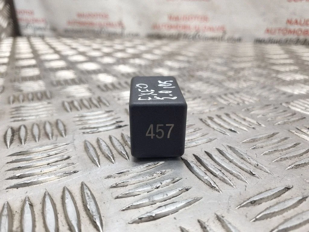 Glow plug pre-heat relay – Seat Exeo (3R) (2008-2013)