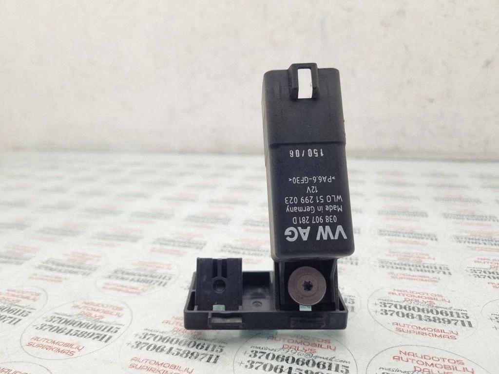 Glow plug pre-heat relay 038907281D