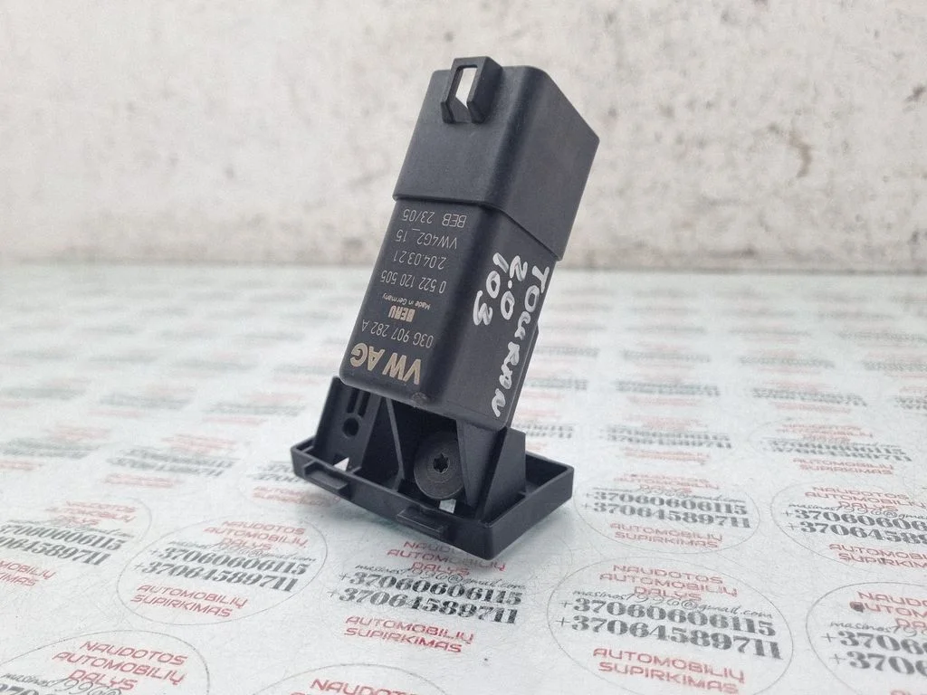 Eelsüüteküünalde relee 03G907282A