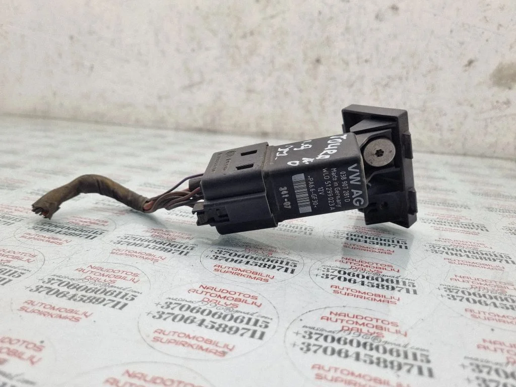 Glow plug pre-heat relay 038907281D