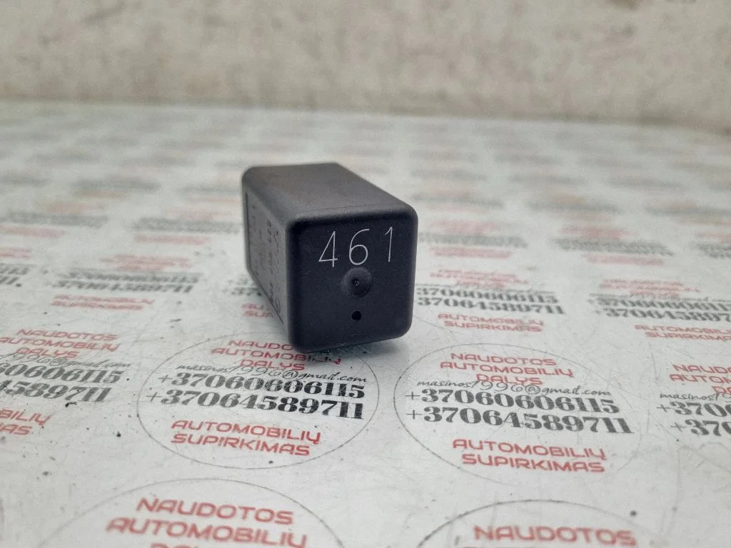 Kvēlsveču priekšuzsildes relejs 03G907282