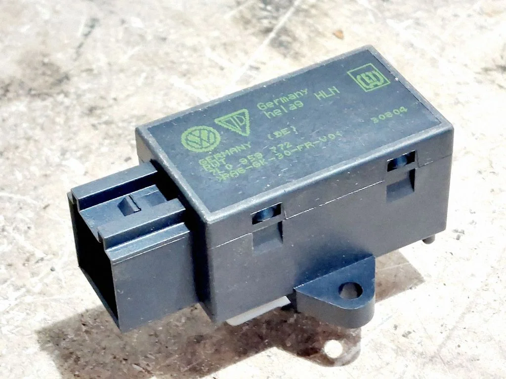Seat heating relay – Volkswagen Golf Plus (2005-2013)