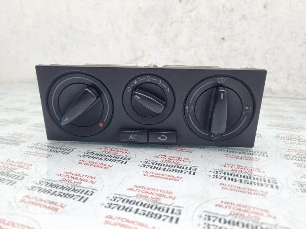 Kliimaseadme/kütte juhtplokk (salongis) – Volkswagen Golf IV (1998-2005)