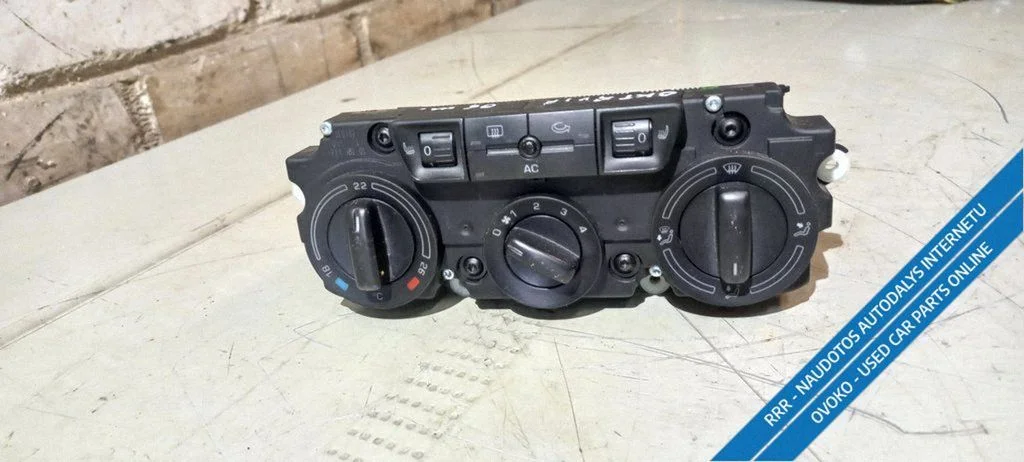 Kliimaseadme/kütte juhtplokk (salongis) – Skoda Octavia Mk2 (1Z) (2004-2013)