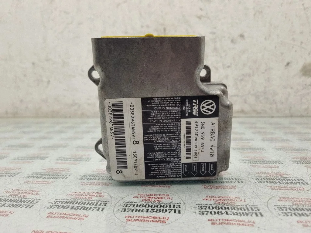 Airbag control unit/module – Volkswagen Passat CC (2008-2016)