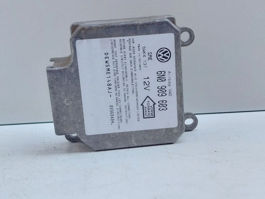 Airbag control unit/module – Ford Galaxy (1995-2000)