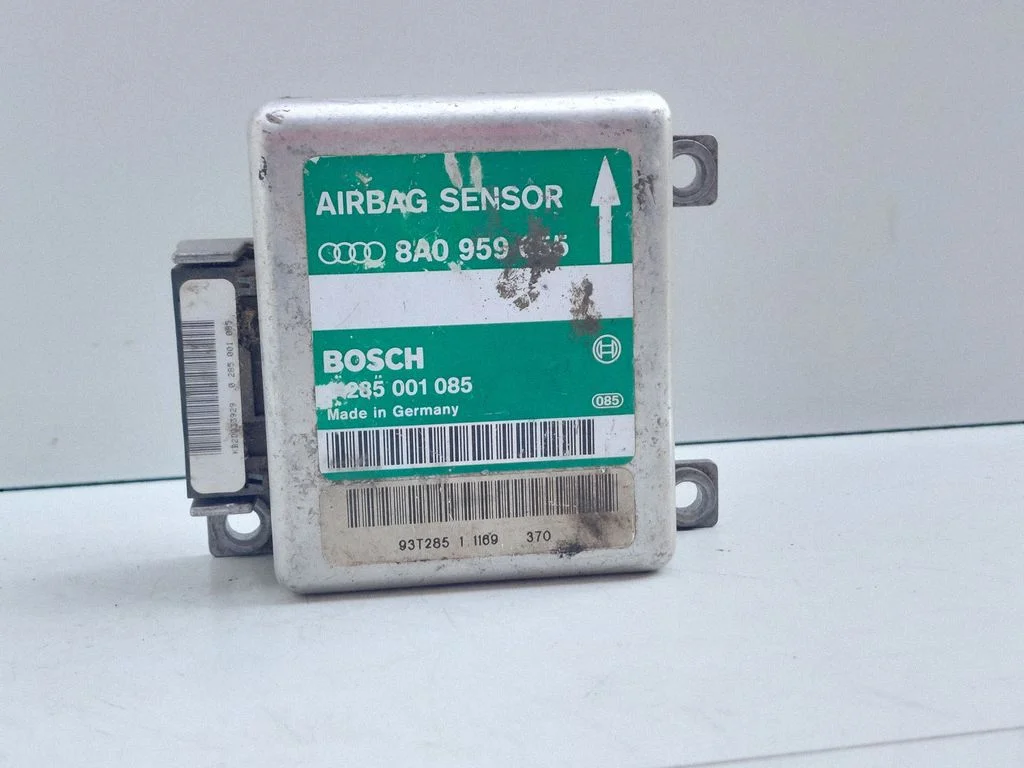 Drošības spilvenu vadības bloks – Audi A4 S4 B6 8E 8H (2001-2005)