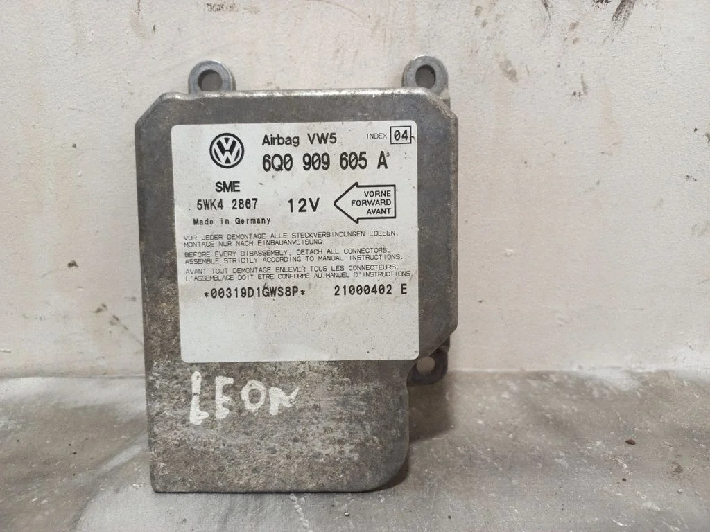 Airbag control unit/module 6Q0909605A