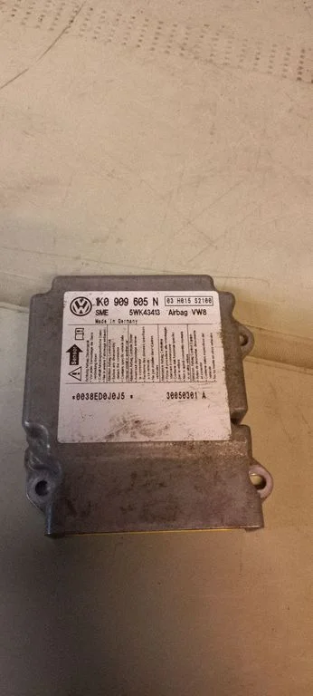 Airbag control unit/module 1K0909605N