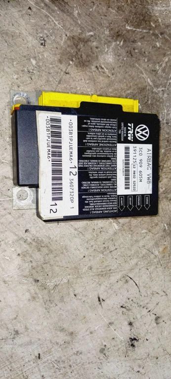 Airbag control unit/module – Volkswagen Passat CC (2008-2016)