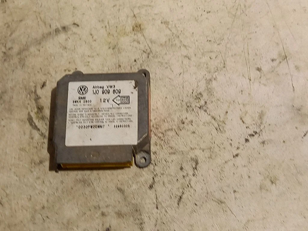 Airbag control unit/module 1J0909609