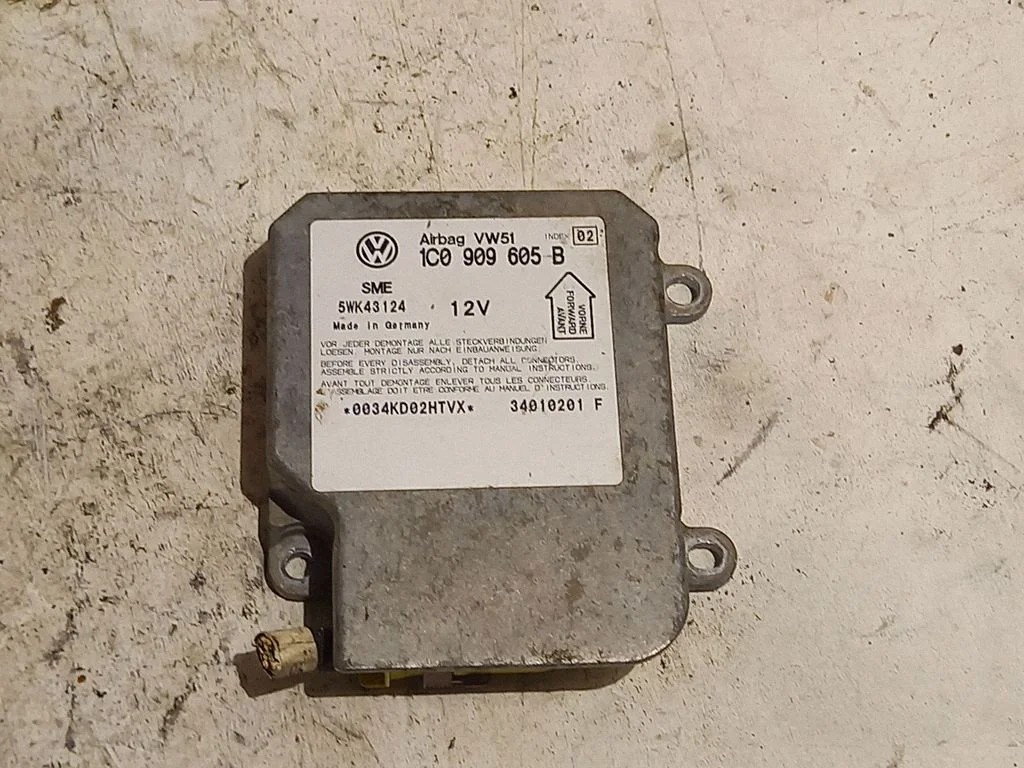 Turvapatjade juhtplokk – Volkswagen Golf IV (1998-2005)