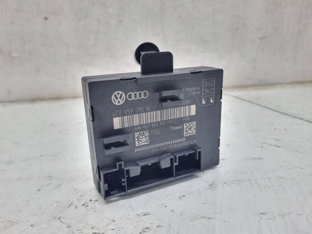 Door control unit/module 4F0959795N