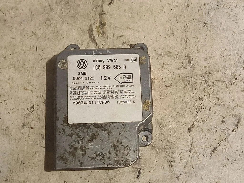 Turvapatjade juhtplokk – Volkswagen Golf IV (1998-2005)