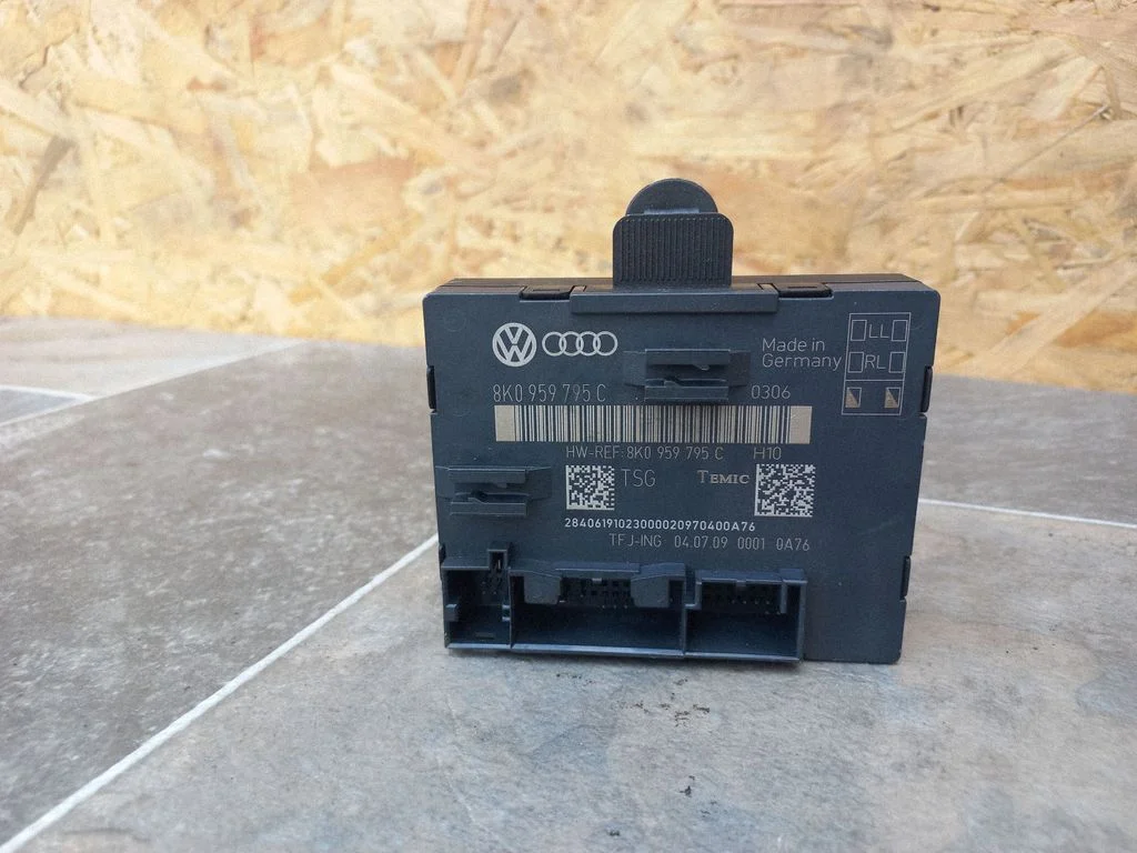 Door control unit/module 8K0959795C
