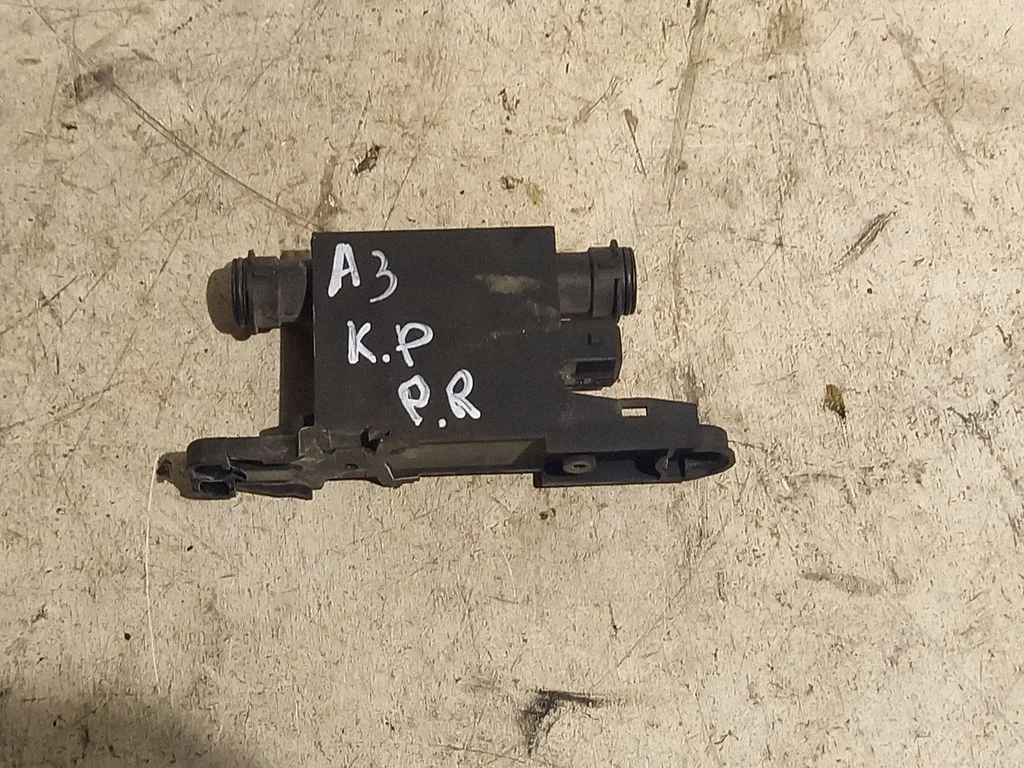 Door control unit/module – Audi A3 S3 8L (1996-2003)