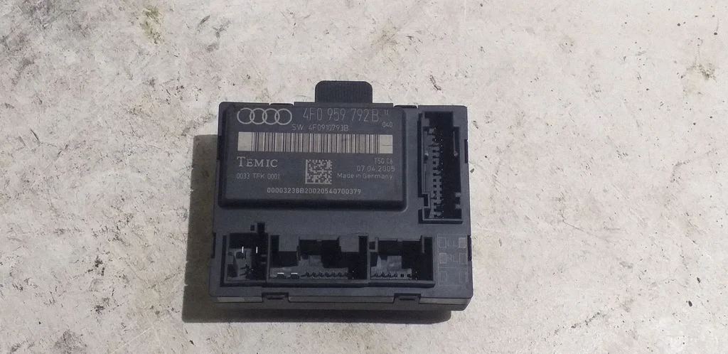 Door control unit/module – Audi A6 Allroad C5 (1999-2005)