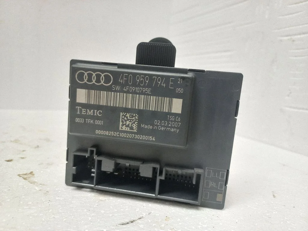 Door control unit/module 4F0959794E