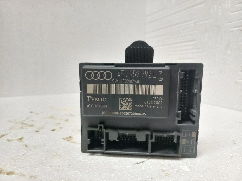 Door control unit/module 4F0959792E