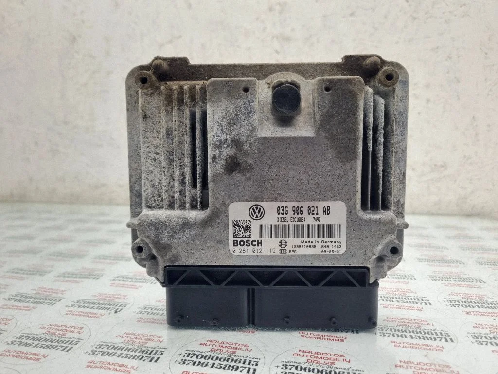 Dzinēja vadības bloks 03G906021AB