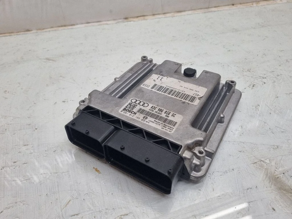 Sterownik silnika 03G906016GC
