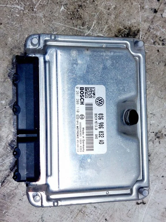 Engine control unit/module 036906032