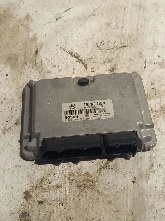Engine control unit/module – Volkswagen Passat B5 (1997-2000)