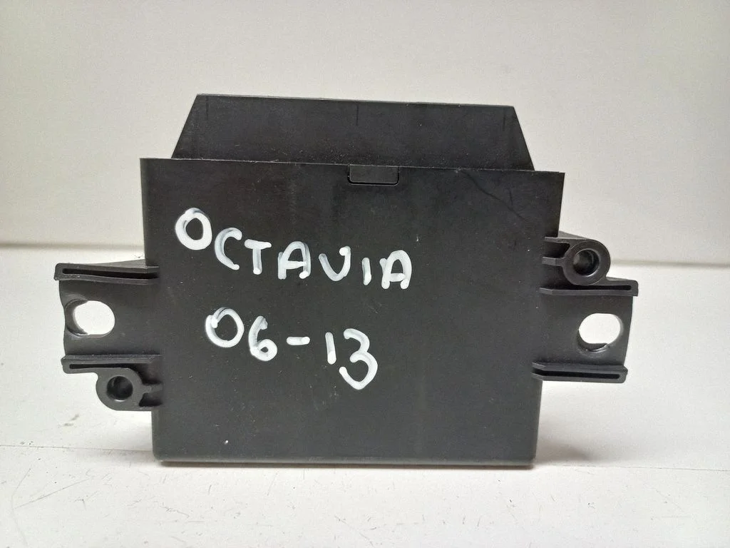 Parking PDC control unit/module – Skoda Octavia Mk2 (1Z) (2004-2013)