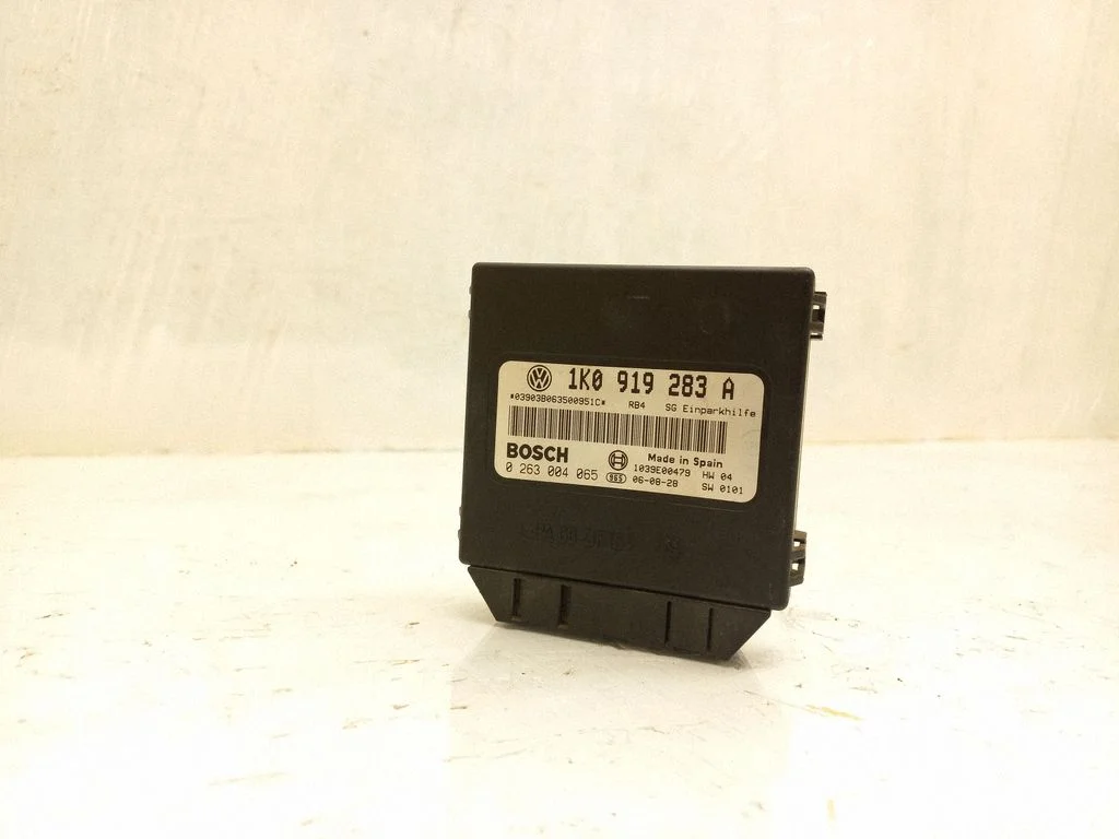 Parking PDC control unit/module – Volkswagen Golf Plus (2005-2013)