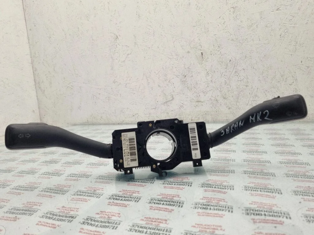 Wiper turn signal indicator stalk/switch – Volkswagen Sharan (2001-2010)