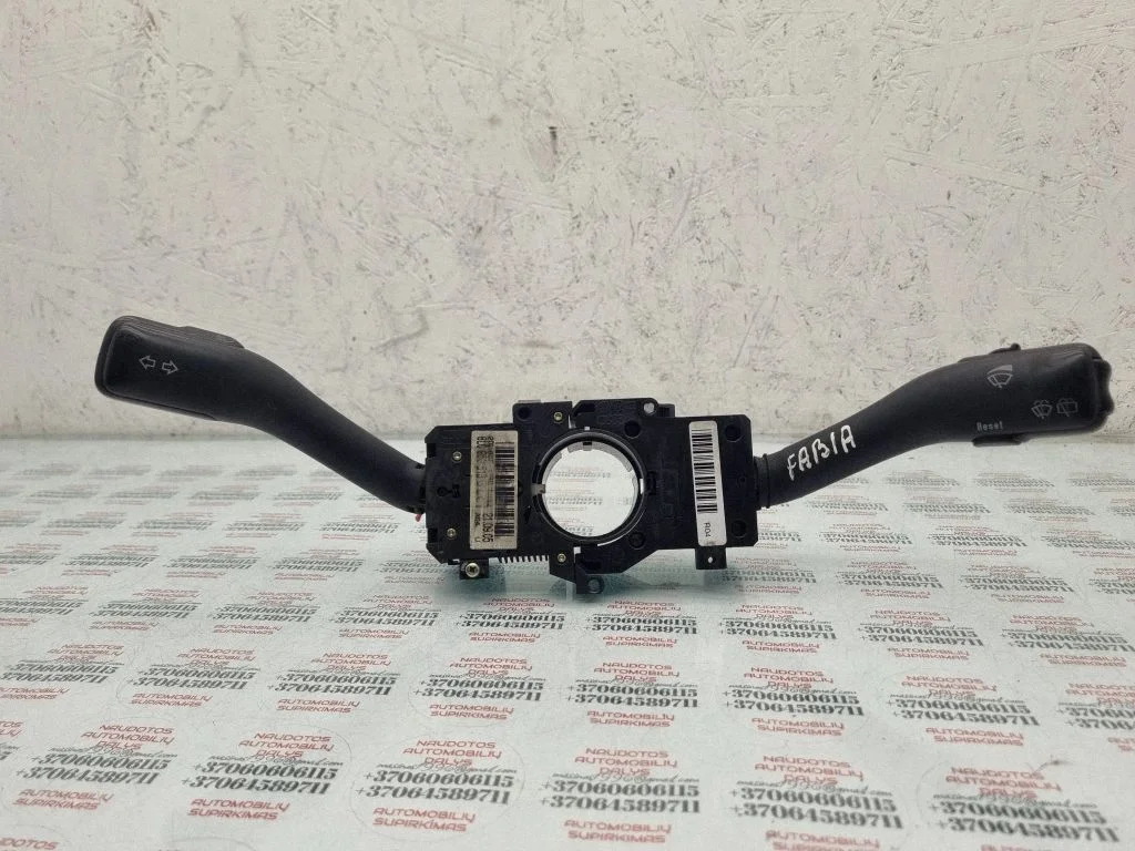 Sviru komplekts 8L0953513G