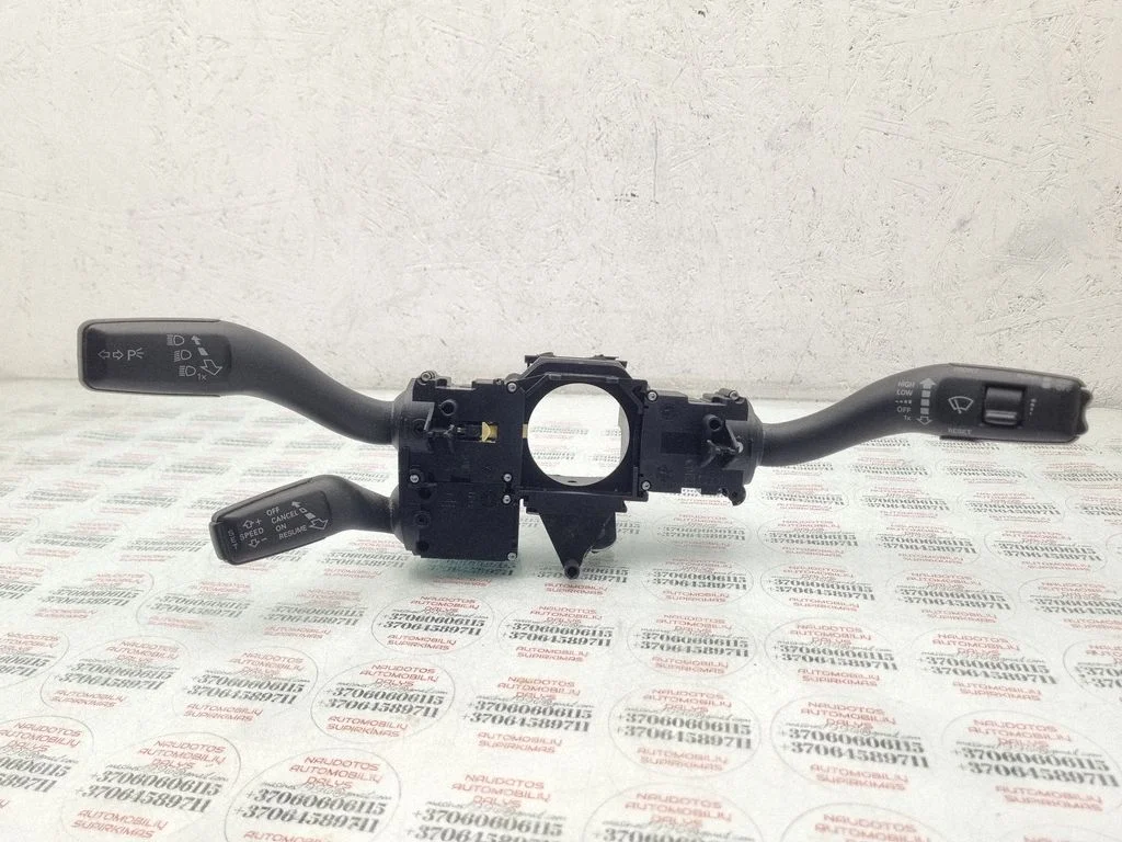 Sviru komplekts 4E0953513K