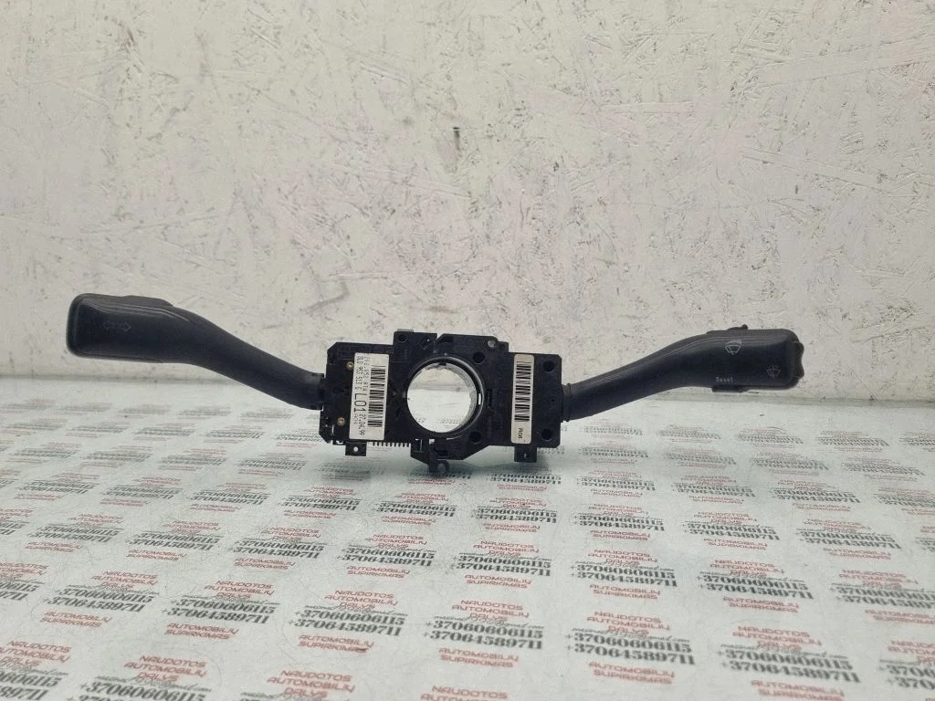 Wiper turn signal indicator stalk/switch 8L0953513G