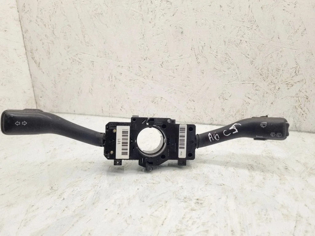 Wiper turn signal indicator stalk/switch 8L0953513G