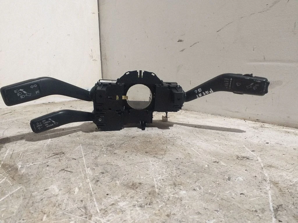 Wiper turn signal indicator stalk/switch 3C5953513S